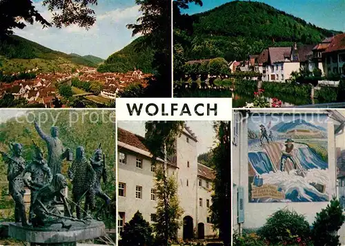 AK / Ansichtskarte Wolfach Teilansicht Partie an der Kinzig Brunnen Wandbild Kat. Wolfach Schwarzwald