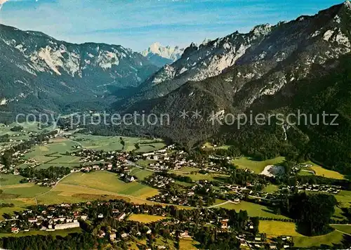 AK / Ansichtskarte Bayerisch Gmain mit Untersberg Hoher Goell Lattengebirge Fliegeraufnahme Kat. Bayerisch Gmain