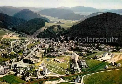 AK / Ansichtskarte Willingen Sauerland Fliegeraufnahme Kat. Willingen (Upland)