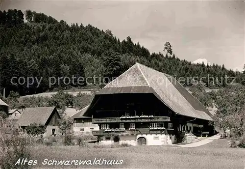 AK / Ansichtskarte Zell Harmersbach Schwarzwaldhaus Kat. Zell am Harmersbach