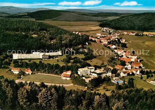 AK / Ansichtskarte Gras Ellenbach Kneipp Luftkurort im Odenwald Fliegeraufnahme Kat. Grasellenbach