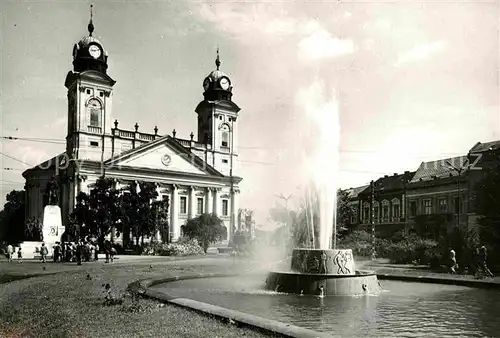 AK / Ansichtskarte Debrecen Debrezin Kossuth Platz Kirche