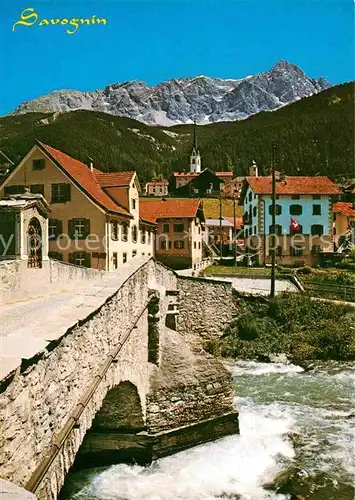 AK / Ansichtskarte Savognin Ortsansicht mit Steinbruecke Julierpass Piz Mitgel Albula Alpen Kat. Savognin