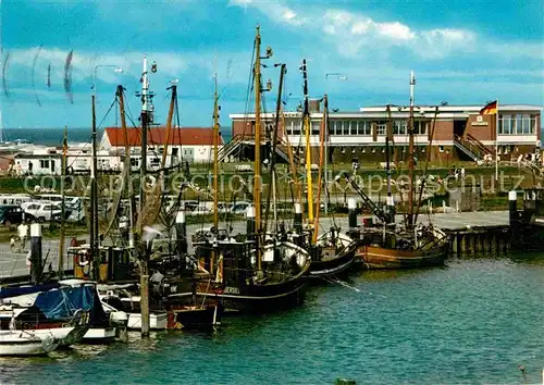 AK / Ansichtskarte Bensersiel Nordseebad Partie im Hafen Fischkutter