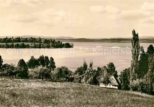 AK / Ansichtskarte ueberlingen Bodensee Sommertag am ueberlinger See mit Insel Mainau Kat. ueberlingen