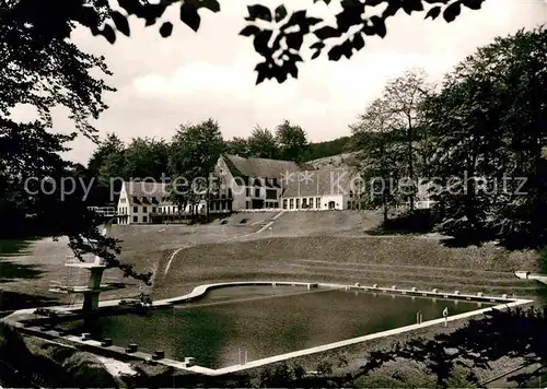 AK / Ansichtskarte Barsinghausen Fussballverbandsheim Schwimmbecken  Kat. Barsinghausen