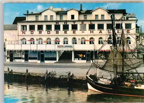 AK / Ansichtskarte Buesum Nordseebad Fliegeraufnahme Nordseehalle Hotel  Kat. Buesum