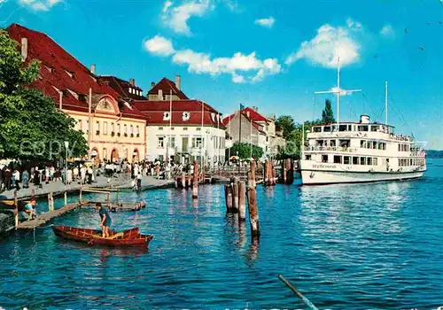 AK / Ansichtskarte ueberlingen Bodensee Schiffanlegestelle mit Schiff Deutschland Kat. ueberlingen