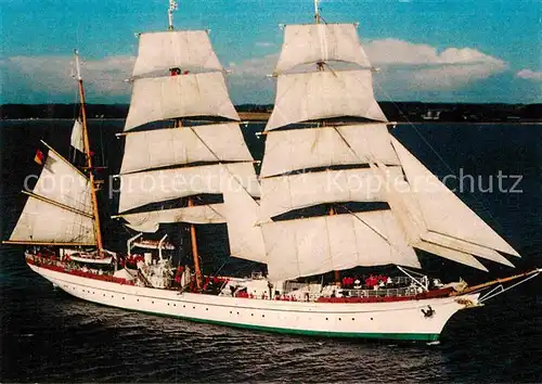 AK / Ansichtskarte Segelschiffe Gorch Fock Cuxhaven  Kat. Schiffe