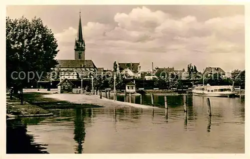 AK / Ansichtskarte Radolfzell Bodensee Hafen Anlegestelle Kirche Kat. Radolfzell am Bodensee