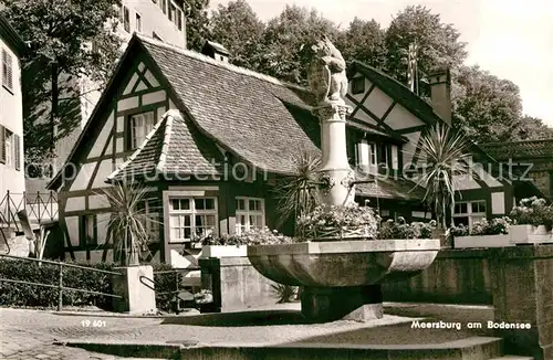 AK / Ansichtskarte Meersburg Bodensee Baerenbrunnen Kat. Meersburg