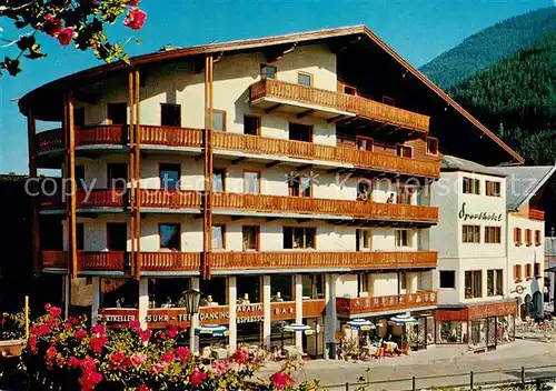 AK / Ansichtskarte Saalbach Hinterglemm Sporthotel Kat. Saalbach Hinterglemm