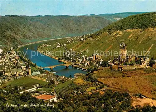 AK / Ansichtskarte Cochem Mosel Fliegeraufnahme mit Burg und Mosel Kat. Cochem