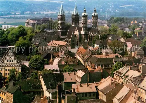 AK / Ansichtskarte Naumburg Saale Stadtbild mit Naumburger Dom Kat. Naumburg