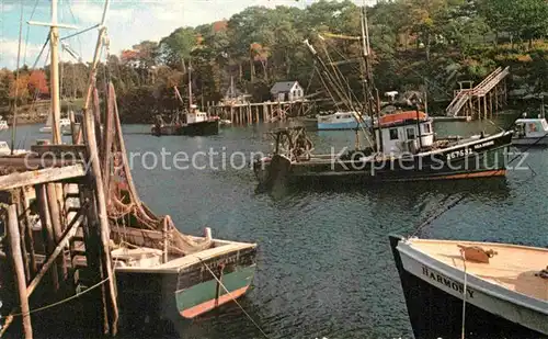 AK / Ansichtskarte Fischerei Fischkutter Maine Fishing Harbor  Kat. Handwerk