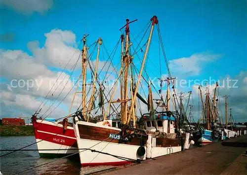 AK / Ansichtskarte Fischerei Fischkutter Husum Nordsee Kutterhafen Kat. Handwerk