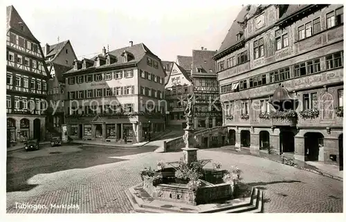 AK / Ansichtskarte Tuebingen Marktplatz Brunnen Kat. Tuebingen