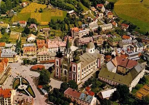 AK / Ansichtskarte Mariazell Steiermark Wallfahrtsort Gnadenbasilika mit Kalvarienberg Heiligenbrunnen Kapelle Fliegeraufnahme Kat. Mariazell