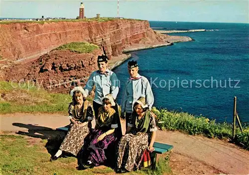 AK / Ansichtskarte Trachten Helgoland  Kat. Trachten