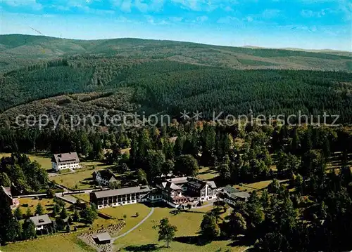 AK / Ansichtskarte Jagdhaus Sauerland Jagdhaus Wiese Hotel Pension Fliegeraufnahme Kat. Schmallenberg