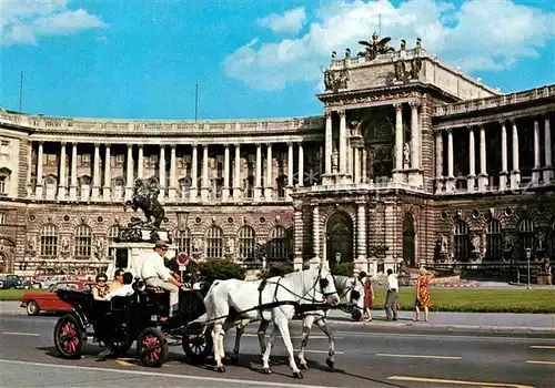 AK / Ansichtskarte Pferdekutschen Wien Neue Hofburg Kat. Tiere