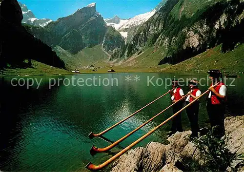 AK / Ansichtskarte Alphorn Alphornblaeser Seealpsee Altmann Rotsteinpass Rossmad Saentis  Kat. Musik