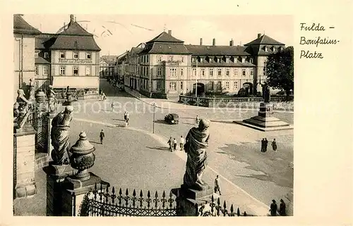 AK / Ansichtskarte Fulda Bonifatiusplatz Denkmal Statue Kat. Fulda