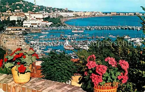 AK / Ansichtskarte Cannes Alpes Maritimes Port et Croisette Kat. Cannes