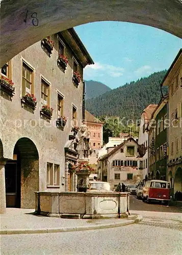 AK / Ansichtskarte Bludenz Vorarlberg Rathaus mit Rathausbrunnen Kat. Bludenz