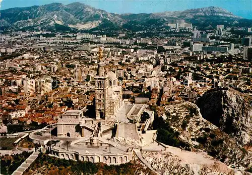 AK / Ansichtskarte Marseille Fliegeraufnahme Note Dame de la Garde Kat. Marseille