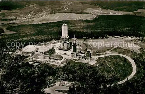 AK / Ansichtskarte Grosser Feldberg Taunus Fliegeraufnahme Aussichts  und Fernmeldeturm Kat. Schmitten