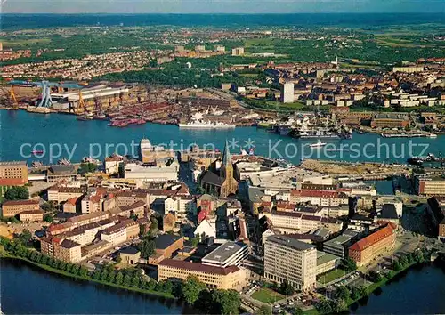 AK / Ansichtskarte Kiel Fliegeraufnahme Innenstadt Werften Ostufer Kat. Kiel