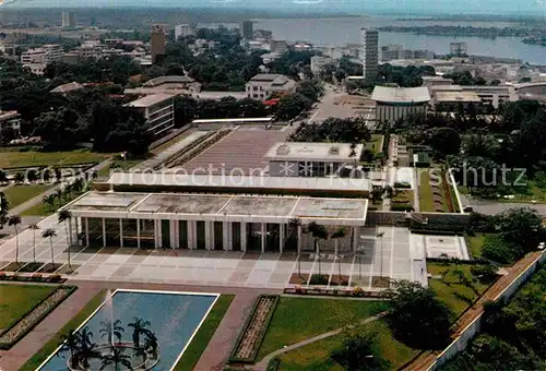 AK / Ansichtskarte Abidjan Fliegeraufnahme Praesidentenpalast Kat. Abidjan