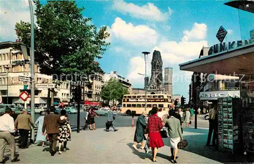 AK / Ansichtskarte Berlin Kurfuerstendamm Kaiser Wilhelm Gedaechtnis Kirche Kat. Berlin