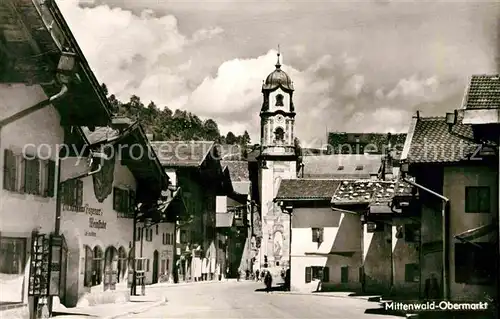 AK / Ansichtskarte Mittenwald Bayern Obermarkt Kirche Kat. Mittenwald