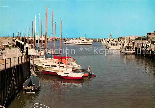 AK / Ansichtskarte Bensersiel Hafen Kat. Esens