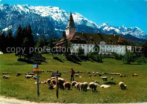 AK / Ansichtskarte Kruen Schloss Elmau Wettersteingebirge Kat. Kruen