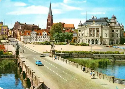 AK / Ansichtskarte Schwerin Mecklenburg Dom Theater Kat. Schwerin