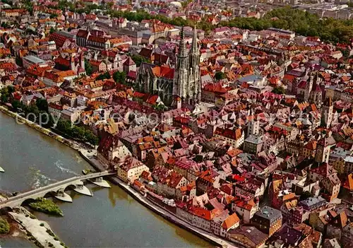 AK / Ansichtskarte Regensburg Fliegeraufnahme Kat. Regensburg