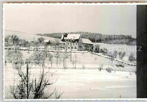 AK / Ansichtskarte Sassenhausen Pension Winterlandschaft Kat. Bad Berleburg