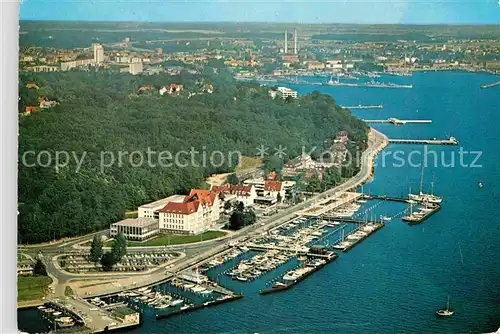 AK / Ansichtskarte Kiel Hindenburgufer Yacht Club Sporthafen Duesternbrook Kat. Kiel