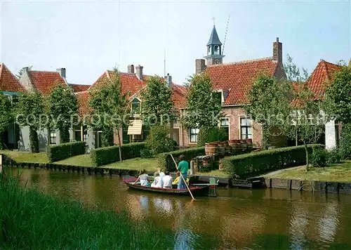 AK / Ansichtskarte Enkhuizen Zuidenmuseum Kloeten in de grachten van het openluchtmuseum Kat. Enkhuizen