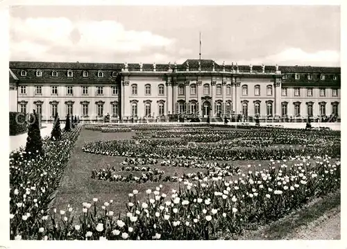 AK / Ansichtskarte Ludwigsburg Wuerttemberg Schloss Gartenanlage