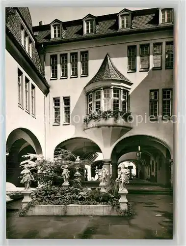 AK / Ansichtskarte Saarbruecken Saarland Museum Innenhof  Kat. Saarbruecken