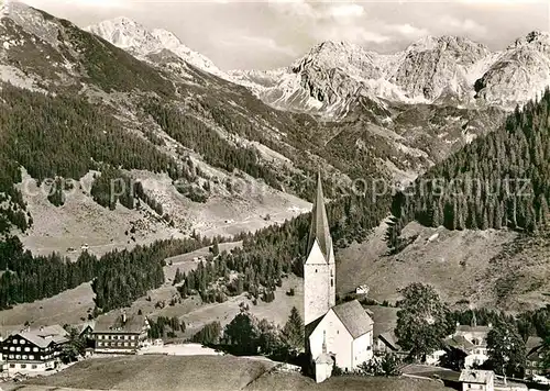 AK / Ansichtskarte Mittelberg Kleinwalsertal mit Hammerspitze und Schafalpen Kat. Oesterreich