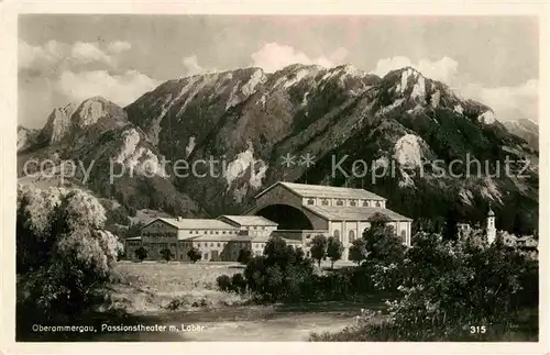 AK / Ansichtskarte Oberammergau Passionstheater mit Laber Kat. Oberammergau