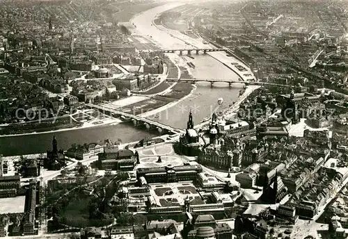 AK / Ansichtskarte Dresden Fliegeraufnahme Elbepartie Kat. Dresden Elbe