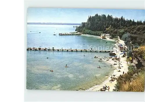 AK / Ansichtskarte Sirmione Lago di Garda Strand  Kat. Italien