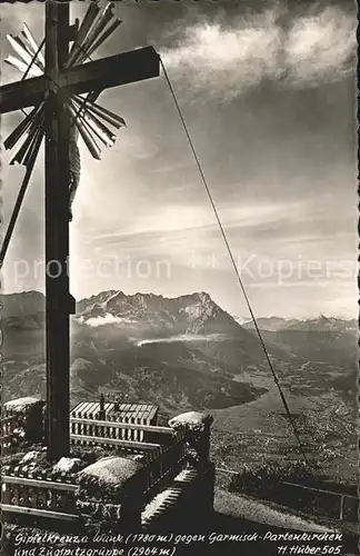 AK / Ansichtskarte Garmisch Partenkirchen Gipfelkreuz Wank Zugspitzgruppe Fernsicht Huber Karte Nr 505 Kat. Garmisch Partenkirchen