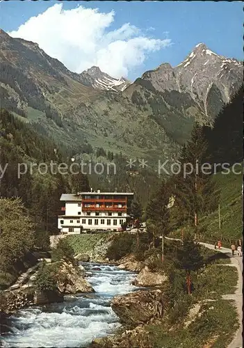 AK / Ansichtskarte Mayrhofen Zillertal Gasthof Zillergrund mit Brandbergkolm Kat. Mayrhofen